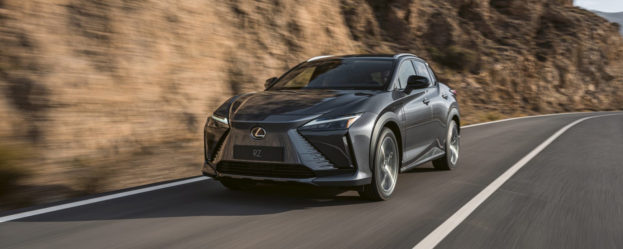 Wereldpremière: de volledig elektrische Lexus RZ 450e