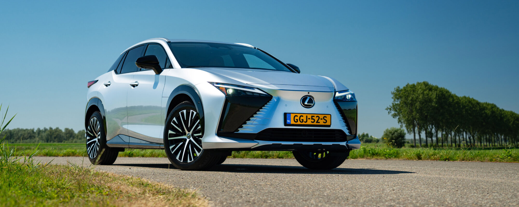 Lexus RZ 35th Edition viert 35 jaar Lexus in Nederland